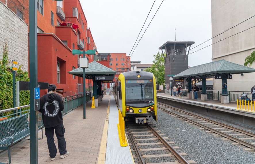image of street train stop