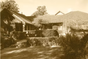 A vintage sepia photo showing a home in Pasadena CA